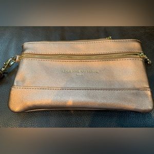 Adrienne Vittadini Wristlet- metallic copper- NWOT